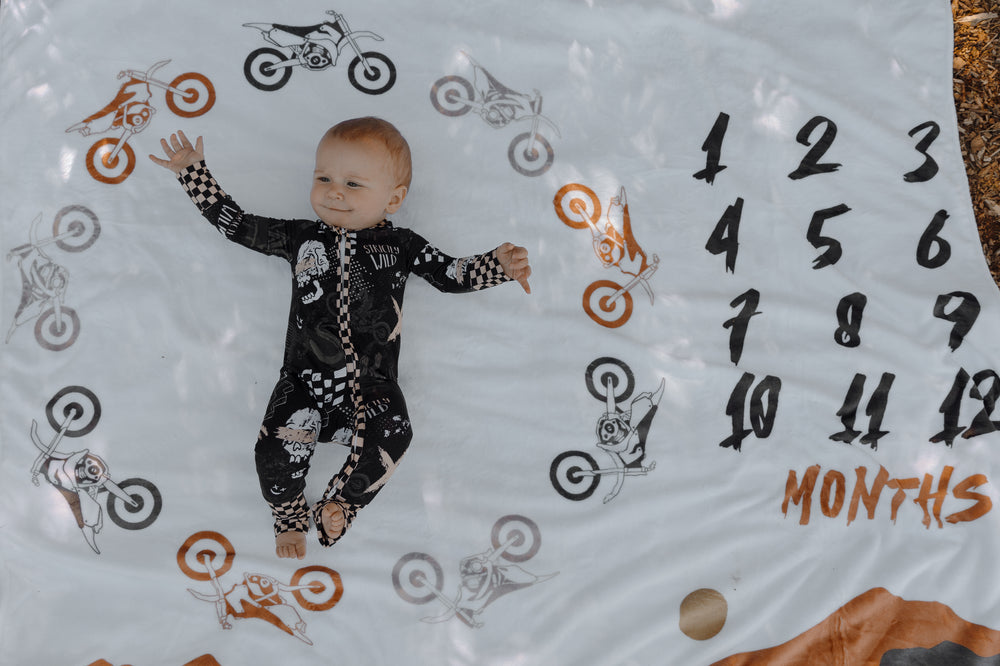 Sunset Cruise Milestone Blanket - Strictly Wild